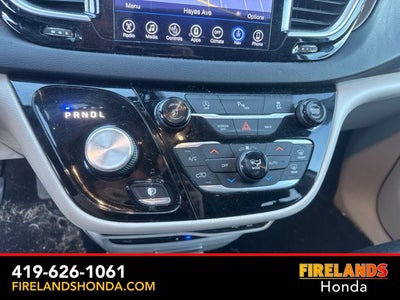 2017 Chrysler Pacifica Touring L Plus