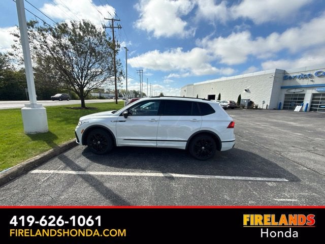 2022 Volkswagen Tiguan 2.0T SE R-Line Black