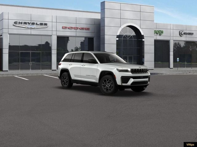 2026 Jeep Grand Cherokee Laredo Altitude