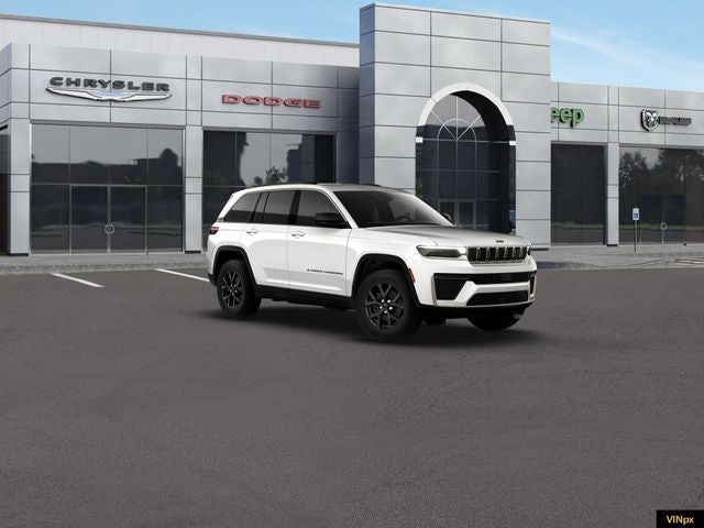 2026 Jeep Grand Cherokee Laredo Altitude
