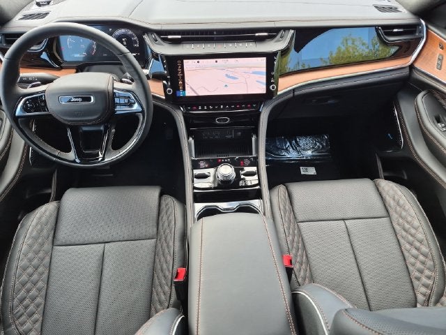 2027 Jeep Grand Cherokee Summit