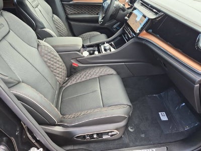 2027 Jeep Grand Cherokee Summit