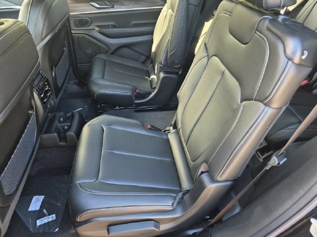2027 Jeep Grand Cherokee L Limited