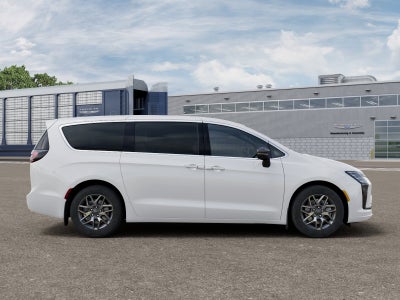 2027 Chrysler Pacifica Limited