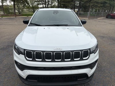 2024 Jeep Compass Latitude Lux