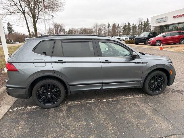 2022 Volkswagen Tiguan 2.0T SE R-Line Black