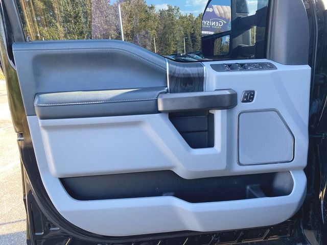 2022 Ford F-450SD Limited DRW