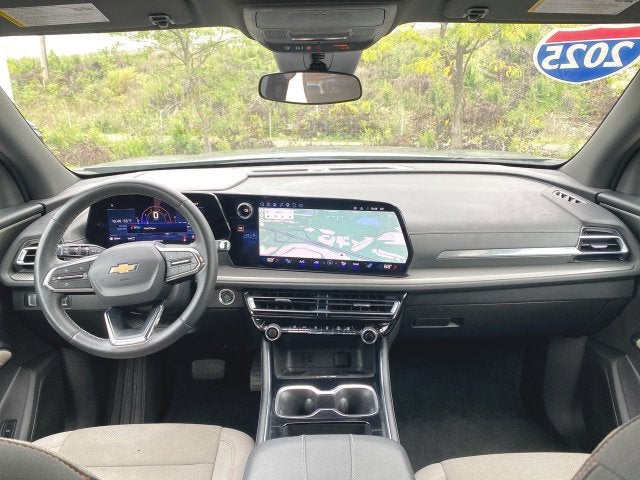 2025 Chevrolet Traverse LT 2LT