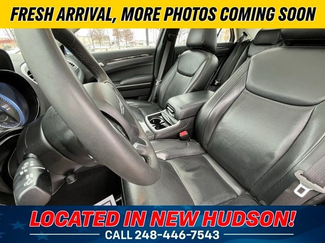 2023 Chrysler 300 Touring