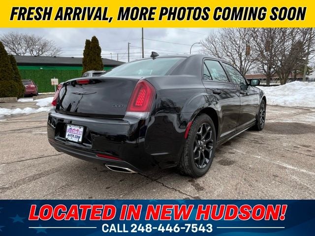 2023 Chrysler 300 Touring