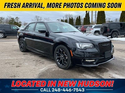 2023 Chrysler 300 Touring