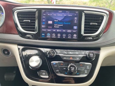 2019 Chrysler Pacifica Limited