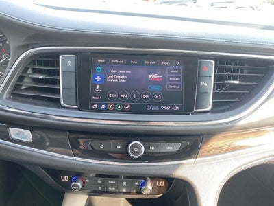 2021 Buick Enclave Essence