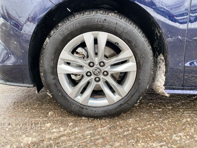 2022 Toyota Sienna XLE 7 Passenger