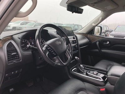 2022 INFINITI QX80 LUXE