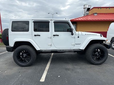 2017 Jeep Wrangler Unlimited Sahara 4x4