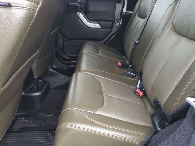 2017 Jeep Wrangler Unlimited Sahara 4x4