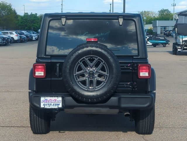 2025 Jeep Wrangler 4-Door Summit 4x4