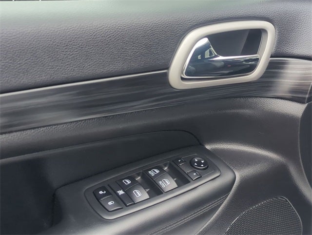 2021 Jeep Grand Cherokee Laredo X 4x4