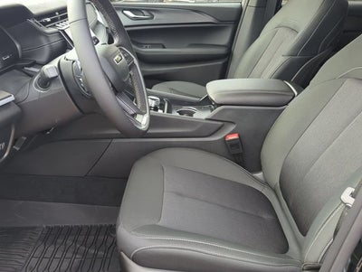 2027 Jeep Grand Cherokee GRAND CHEROKEE LAREDO X 4X4