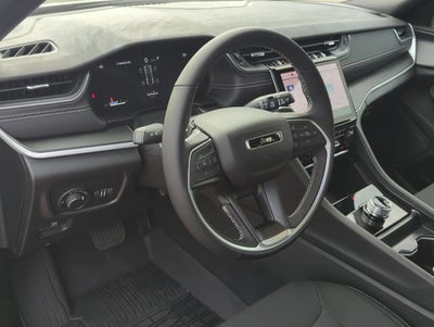 2027 Jeep Grand Cherokee GRAND CHEROKEE LAREDO X 4X4