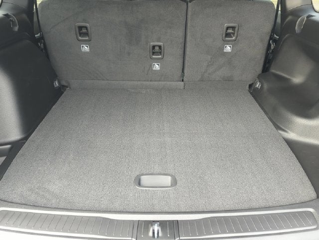 2027 Jeep Grand Cherokee Laredo Altitude