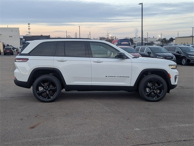 2025 Jeep Grand Cherokee GRAND CHEROKEE LIMITED 4X4