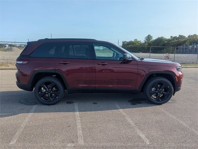2025 Jeep Grand Cherokee GRAND CHEROKEE LIMITED 4X4