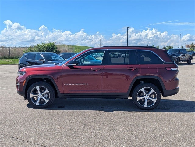 2024 Jeep Grand Cherokee GRAND CHEROKEE LIMITED 4X4
