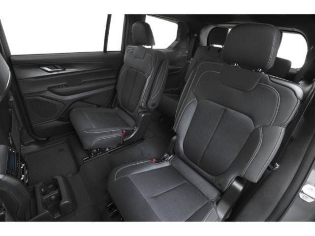 2027 Jeep Grand Cherokee L GRAND CHEROKEE L LAREDO X 4X4