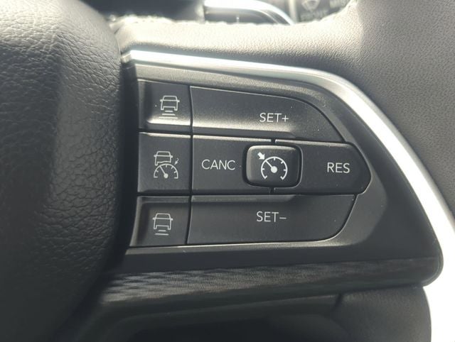 2023 Jeep Grand Cherokee L Altitude 4x4