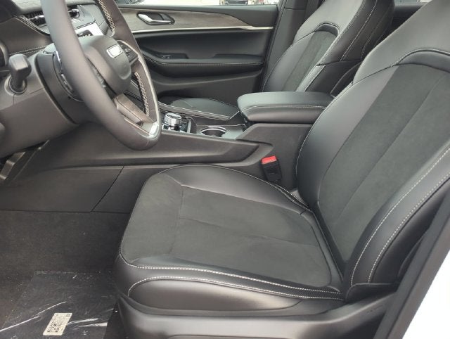 2026 Jeep Grand Cherokee L GRAND CHEROKEE L LAREDO ALTITUDE 4X4