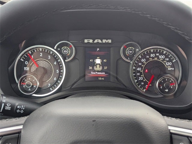 2025 RAM 1500 RAM 1500 BIG HORN CREW CAB 4X4 5'7' BOX