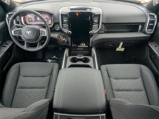 2025 RAM 1500 RAM 1500 BIG HORN CREW CAB 4X4 5'7' BOX