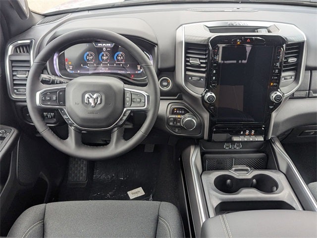 2025 RAM 1500 RAM 1500 BIG HORN CREW CAB 4X4 5'7' BOX