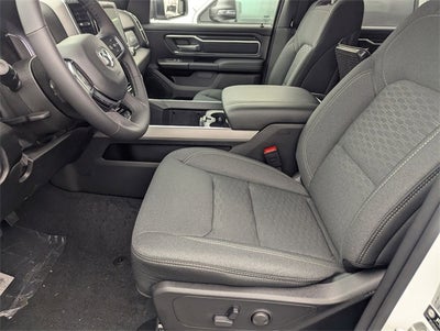 2025 RAM 1500 RAM 1500 BIG HORN CREW CAB 4X4 5'7' BOX