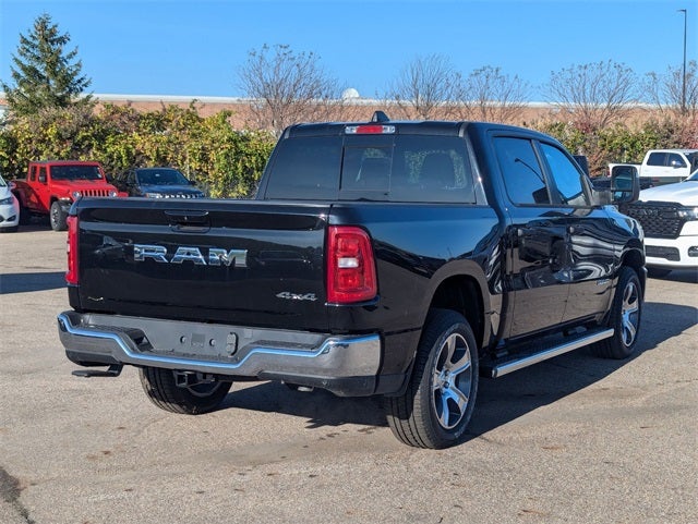 2025 RAM 1500 RAM 1500 TRADESMAN CREW CAB 4X4 5'7' BOX
