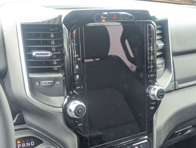 2026 RAM 1500 RAM 1500 LONE STAR CREW CAB 4X4 5'7' BOX