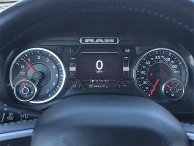 2022 RAM 1500 Big Horn Crew Cab 4x4 5'7' Box