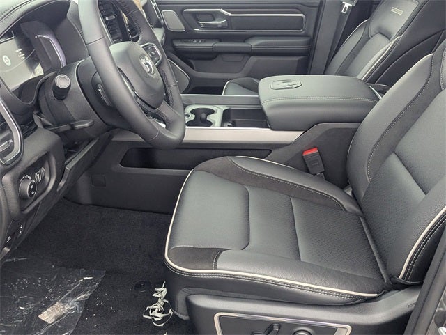 2026 RAM 1500 RAM 1500 LARAMIE CREW CAB 4X4 5'7' BOX