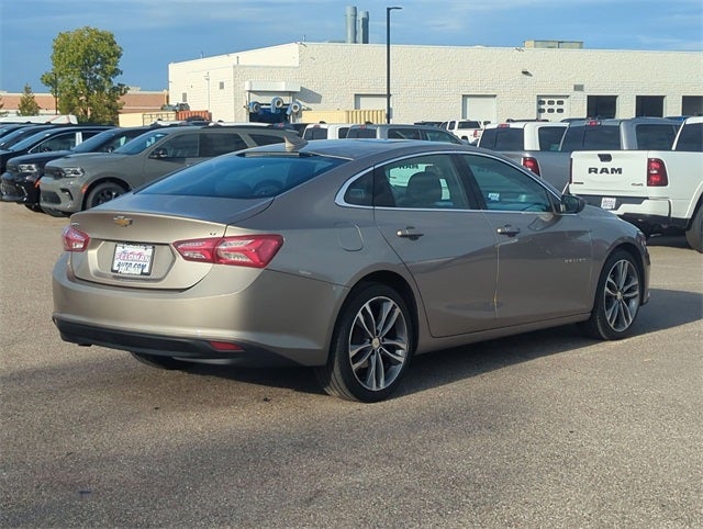 2022 Chevrolet Malibu FWD LT