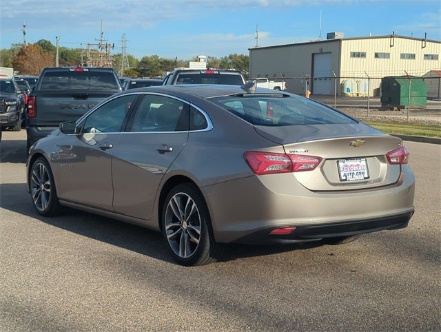 2022 Chevrolet Malibu FWD LT