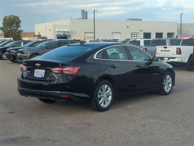 2022 Chevrolet Malibu FWD LT