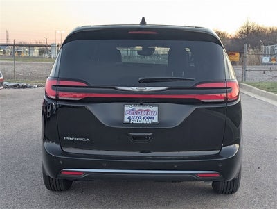 2026 Chrysler Pacifica PACIFICA SELECT
