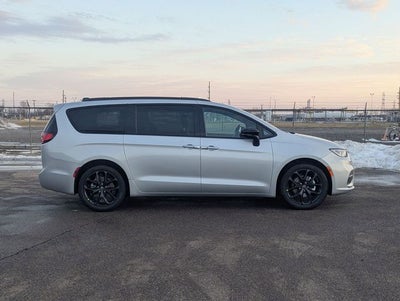 2026 Chrysler Pacifica PACIFICA SELECT