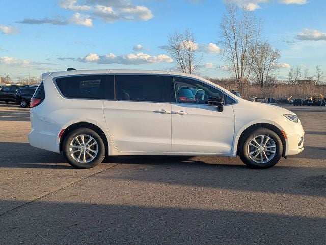 2026 Chrysler Pacifica PACIFICA SELECT AWD
