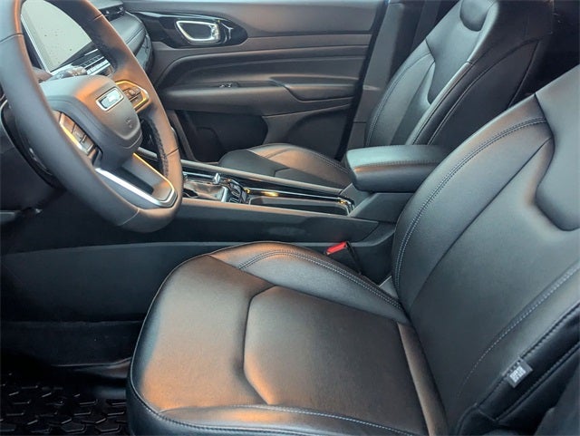 2025 Jeep Compass COMPASS LIMITED 4X4