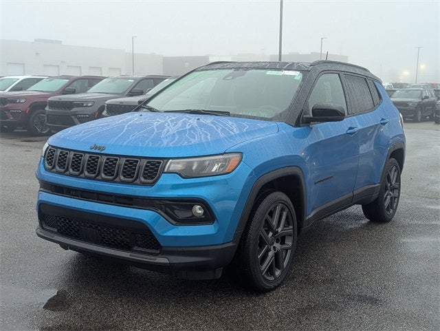 2025 Jeep Compass COMPASS LIMITED 4X4