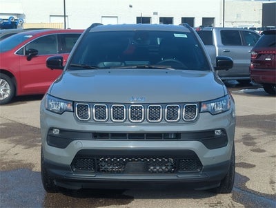2023 Jeep Compass Latitude Lux FWD