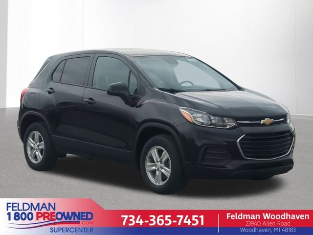 2022 Chevrolet Trax LS AWD's photo